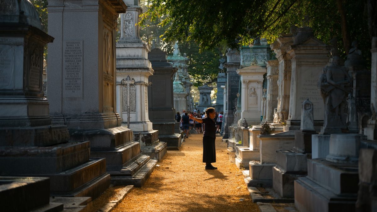 Rio Cemeteries Become Cultural Tourism Routes
