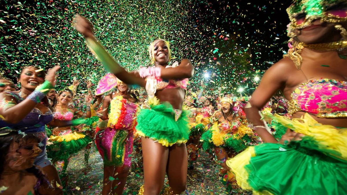 Anitta's Equilibrivm Tour Hits São Paulo